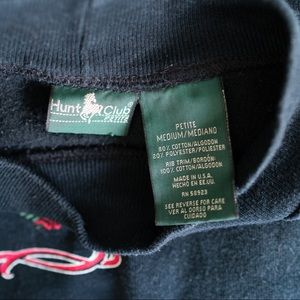 Vintage Sweaters - Vintage Hunt Club Sport Crest Logo Sweatshirt Vintage Sweaters - Vintage Hunt Club Sport Crest Logo Sweatshirt
